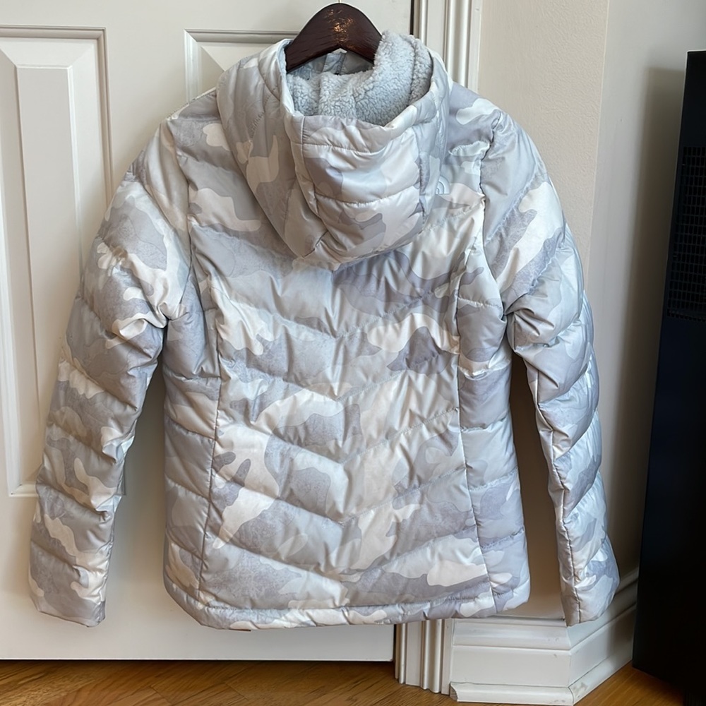 NWT North Face Jacket - Picture 2 of 6